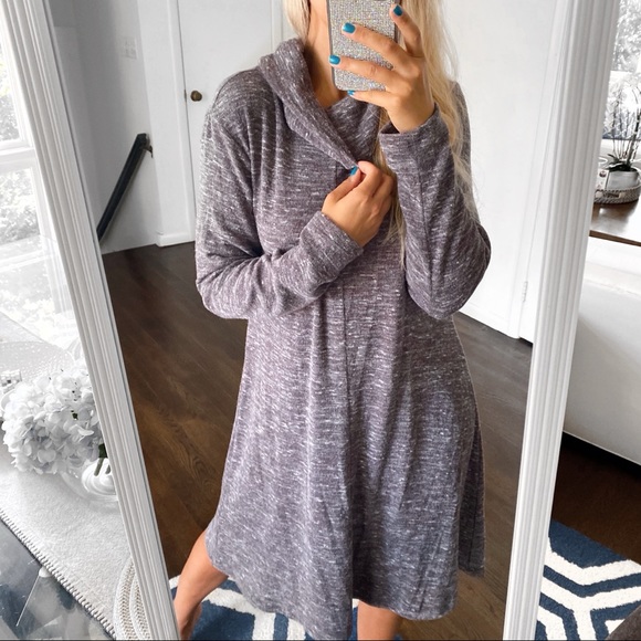 🐑 BANANA REPUBLIC TAUPE LOOSE TURTLENECK DRESS! - Picture 7 of 10